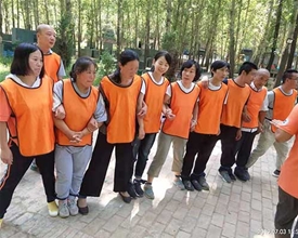 年中大会